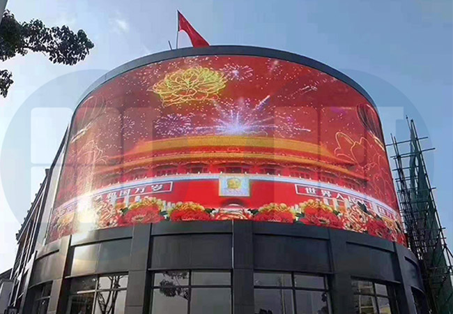 Outdoor LED display screens have become a new favorite of advertising media!